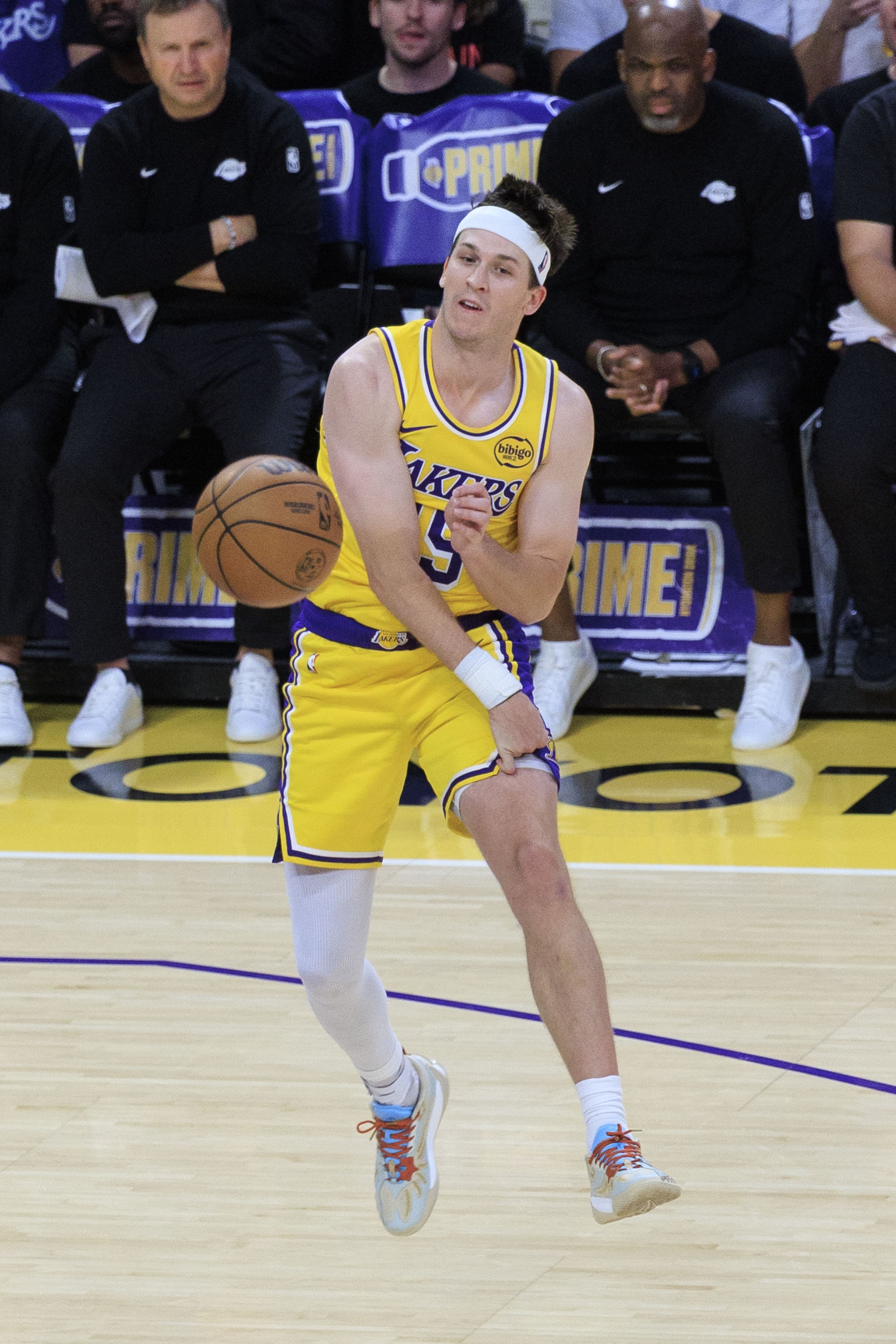 C7娱乐-名记:东契奇有机会在首轮后半段复出 里夫斯首轮复出可能性为零